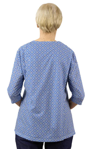 Layla Adaptive Top