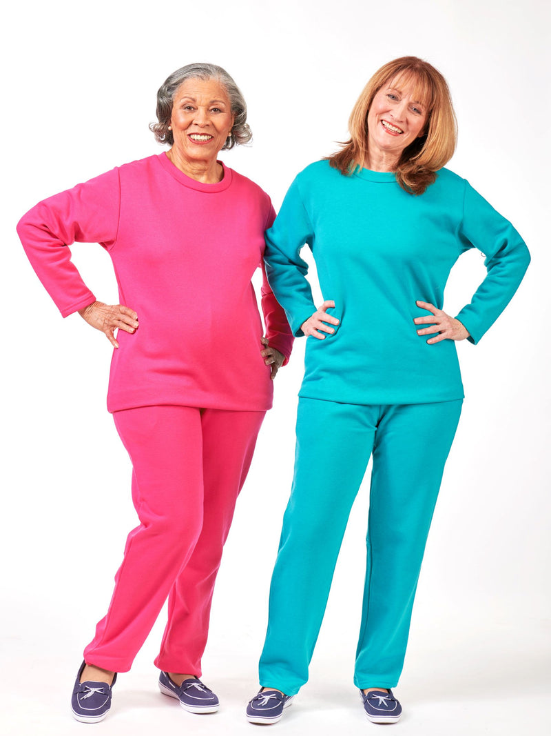 Adaptive Clothing Sets Matching Outfits for Elderly Women Resident