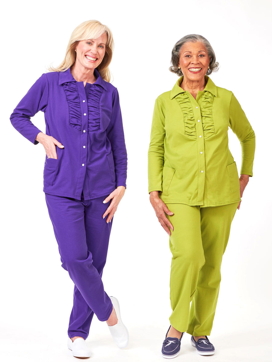 women's ruffle outfit with pockets and front snaps