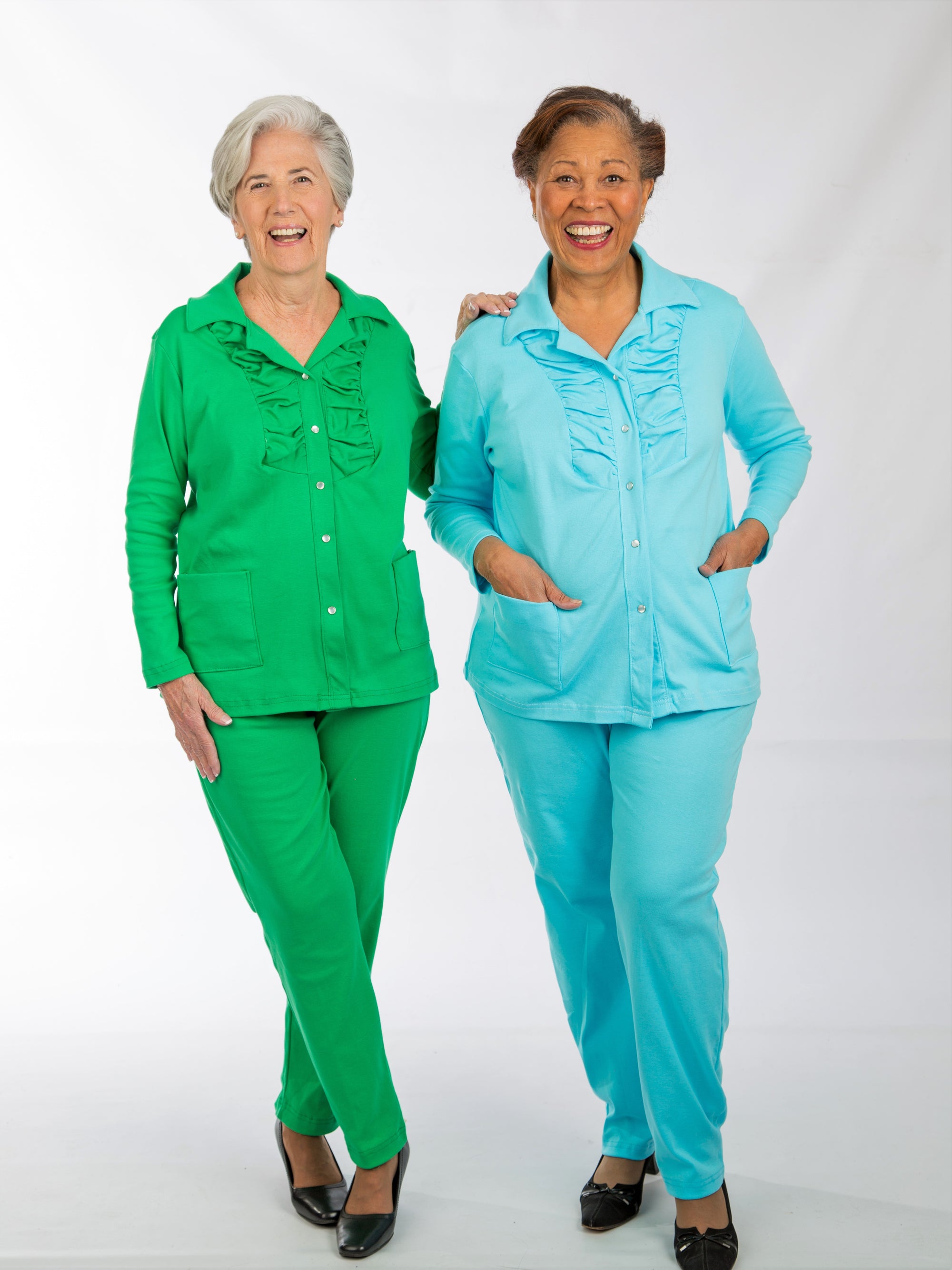 Front snap women's knit ruffle outfit