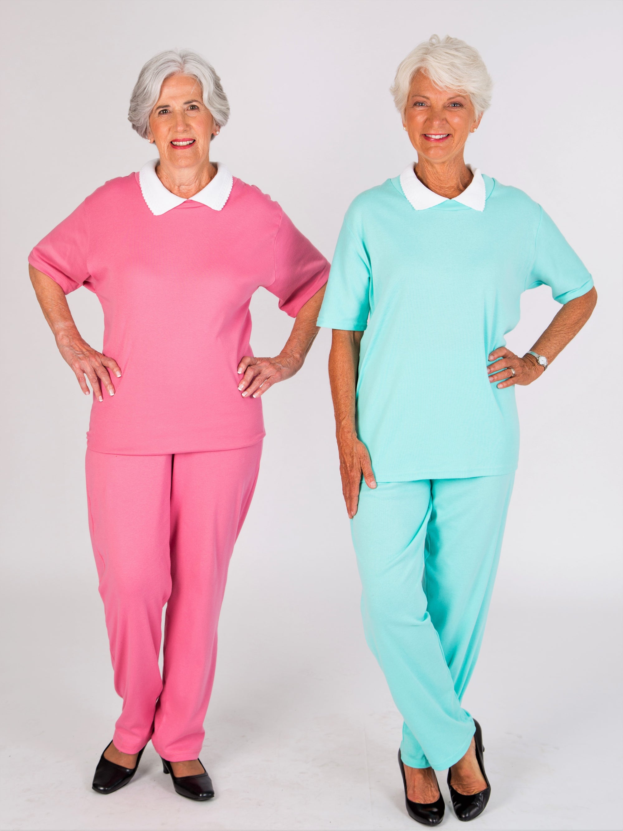 women's short sleeve knit outfit with contrast collar and elastic waist pants